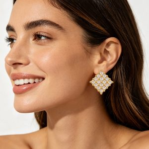 BROQUEL CUADRADO ZIRCONIA CHAPA DE ORO 18 KT