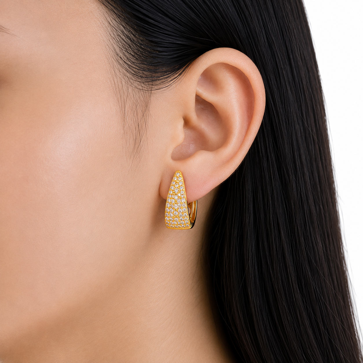 HUGGIES TRIANGULO MICROZIRCONIA CHAPA DE ORO 18 KT - Imagen 2